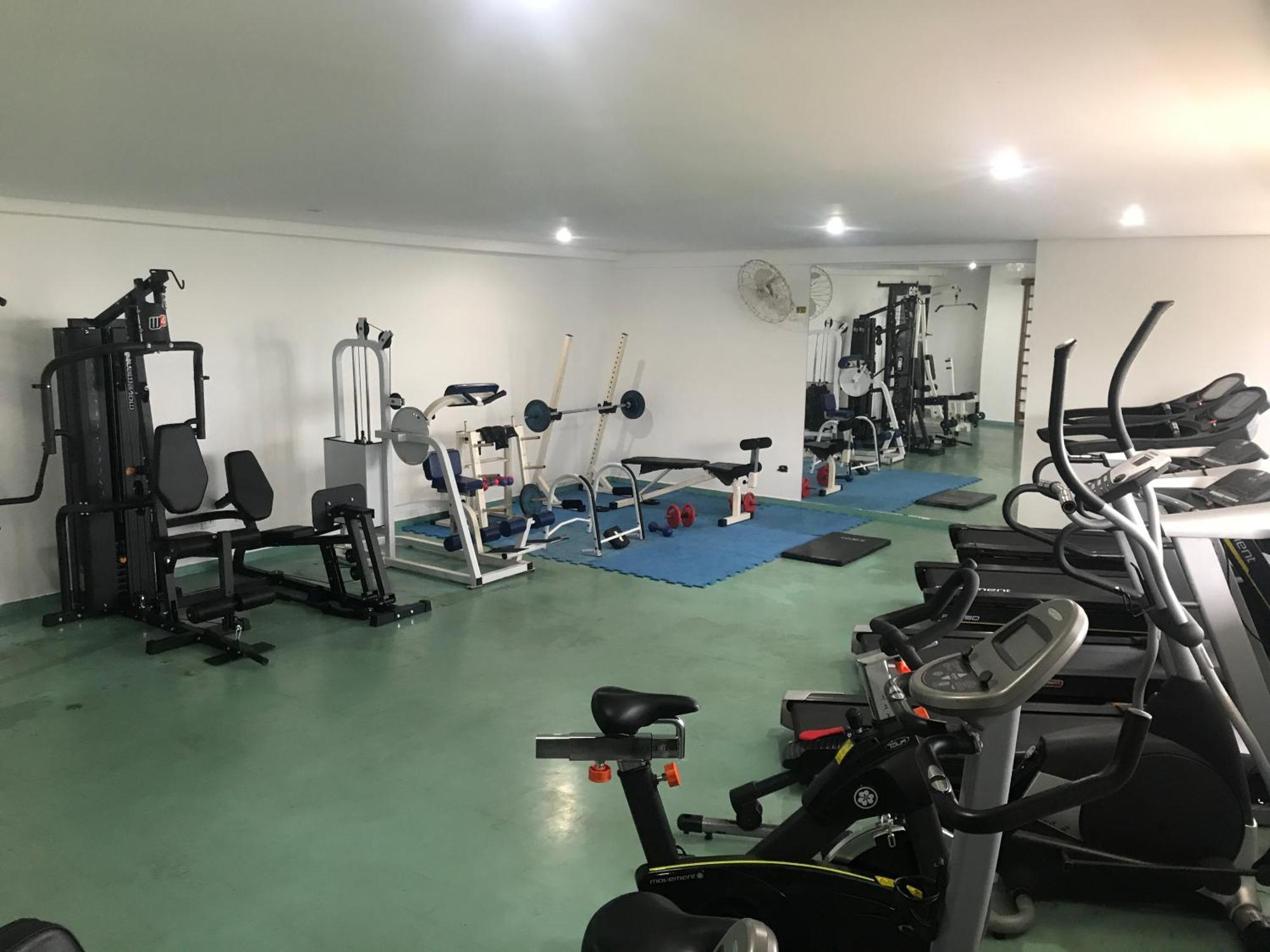 Apartamento Golden Apto 4 - Cond Beira Mar, 3 Dorm, 2 Suites, Ar-cond, Wi-fi, 2 Garagens, Piscina *
