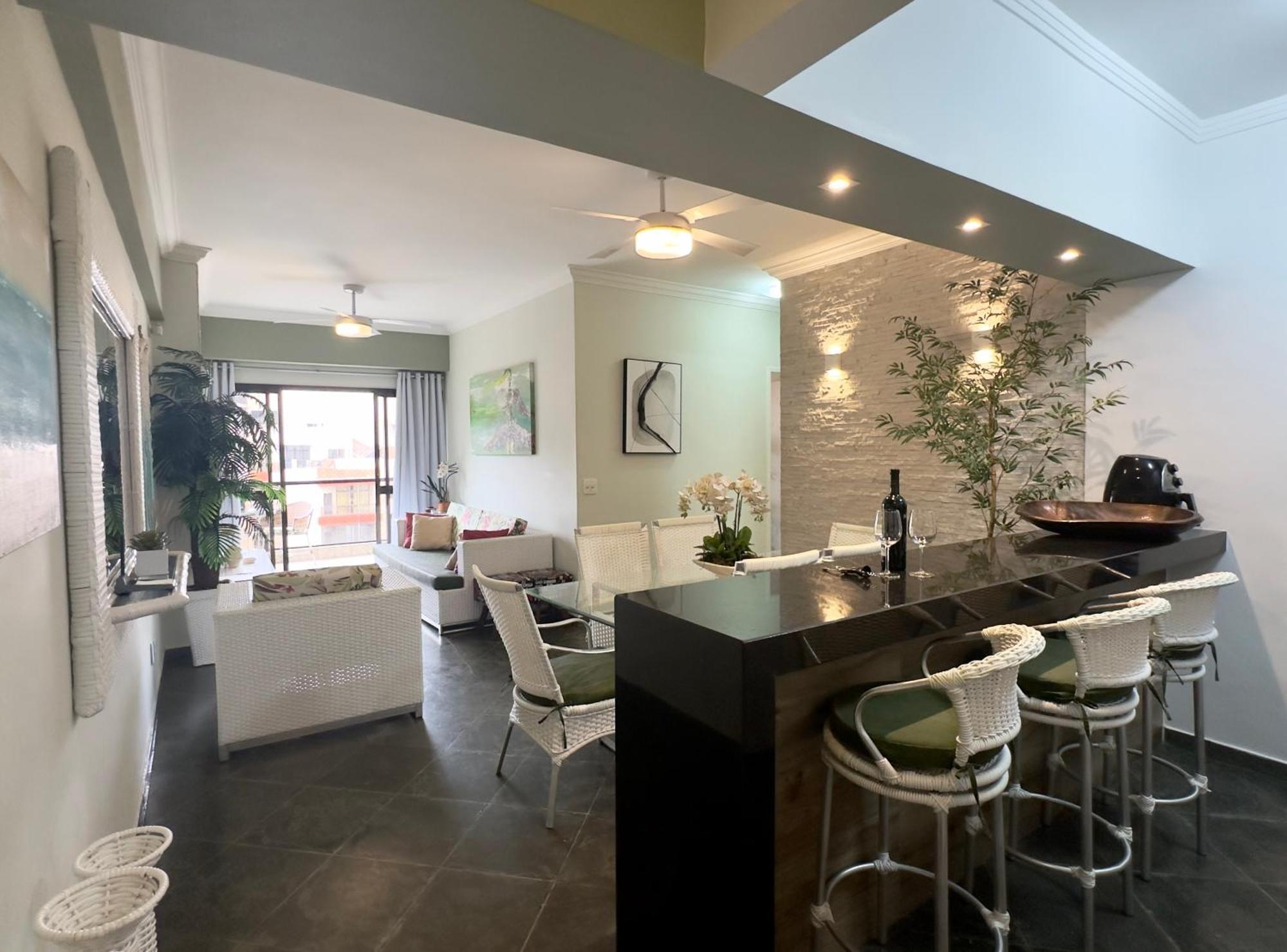 Golden Apto 4 - Cond Beira Mar, 3 Dorm, 2 Suites, Ar-cond, Wi-fi, 2 Garagens, Piscina *