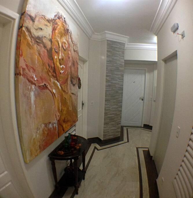 Golden Apto 4 - Cond Beira Mar, 3 Dorm, 2 Suites, Ar-cond, Wi-fi, 2 Garagens, Piscina Guarujá